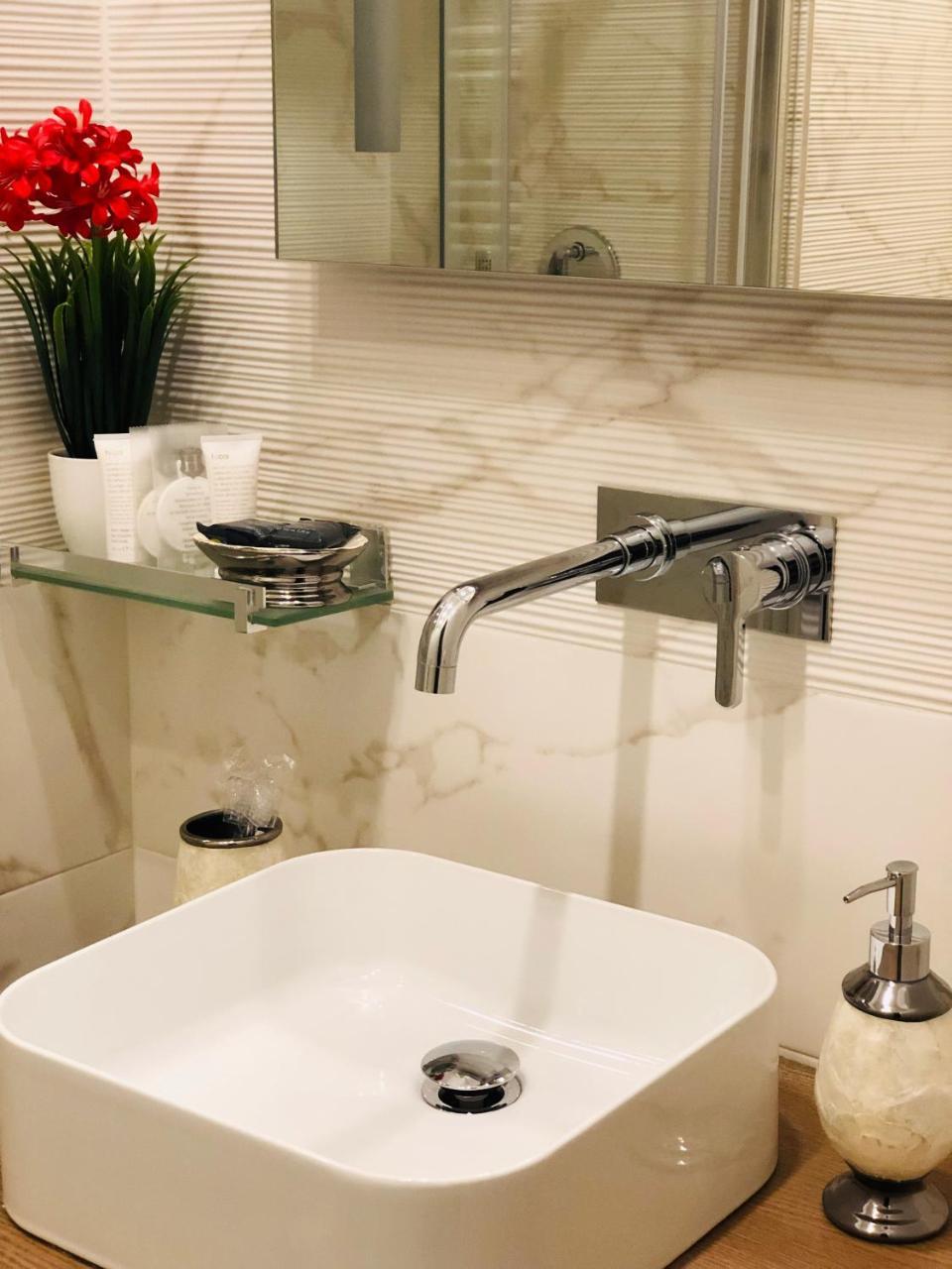 Pensión Kambal Luxury *